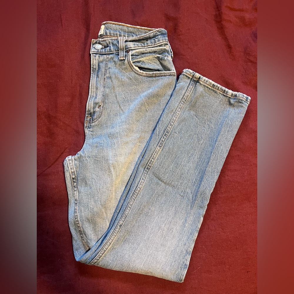 Abercrombie & Fitch Light Blue Curve Love High Rise Jeans